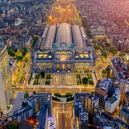 Oasis Suite - Subway 50 Meters Just 5 Minutes From Duomo Milano Ngoại thất bức ảnh