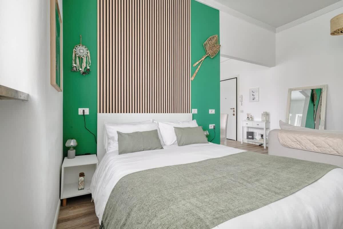 Oasis Suite - Subway 50 Meters Just 5 Minutes From Duomo Milano Ngoại thất bức ảnh