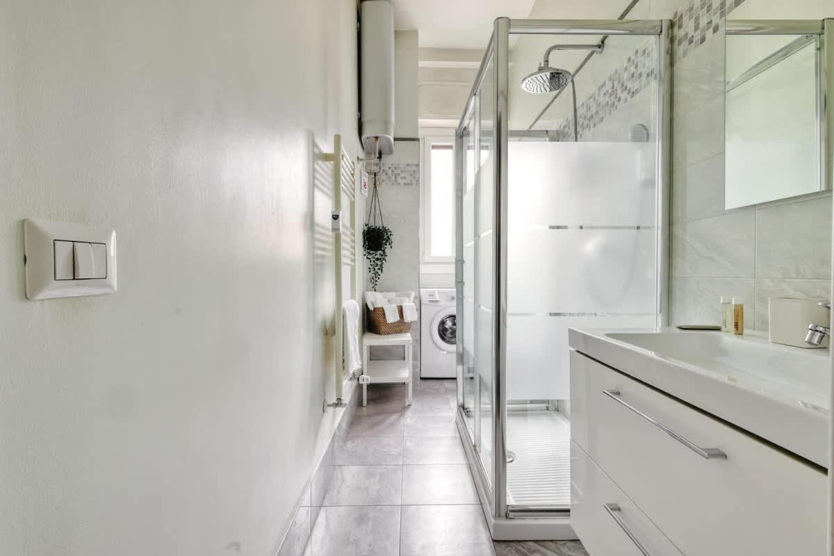 Oasis Suite - Subway 50 Meters Just 5 Minutes From Duomo Milano Ngoại thất bức ảnh